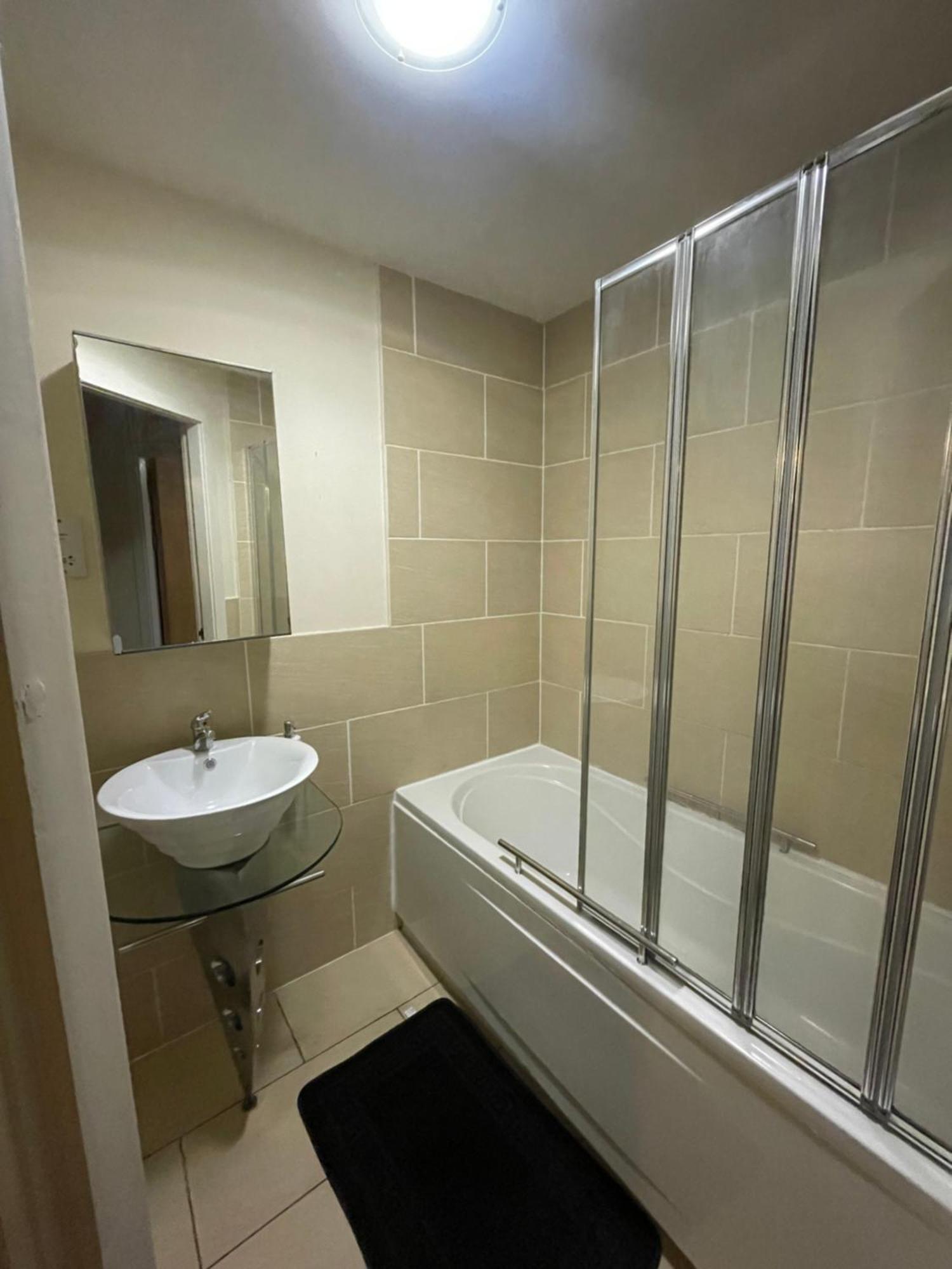 2 Bed Duplex In Leeds City Centre Apartment *